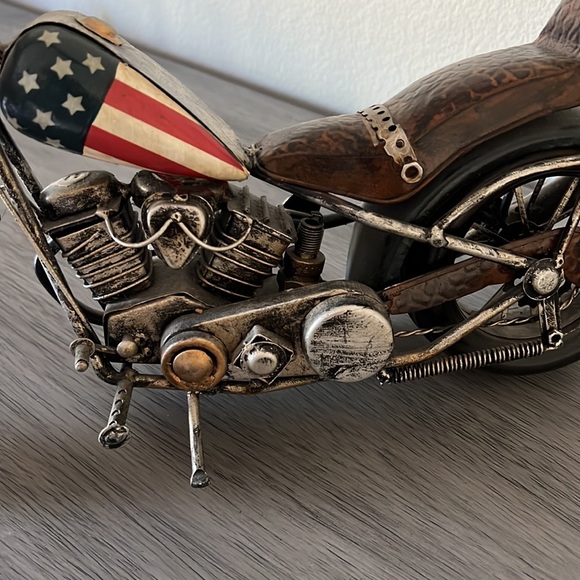 Metal motorcycle decor - Picture 5 of 7
